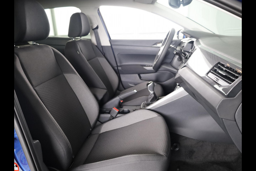 Volkswagen Polo GP Life Edition 1.0 95 pk 5 versn. Hand | 15" LM | Stoelverwarming | Camera |