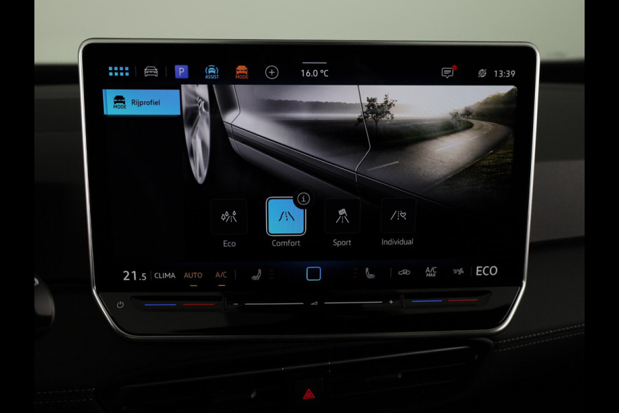 Volkswagen ID.3 Pro Limited Edition 58 kWh accu 204 PK | Velgen 20" | Stoel & Stuurverwarming|  Panoramadak |