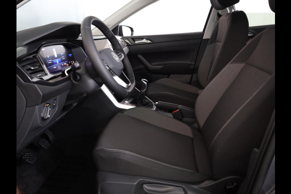 Volkswagen Polo GP Life Edition 1.0 95 pk 5 versn. Hand | 15" LM | Stoelverwarming | Camera |