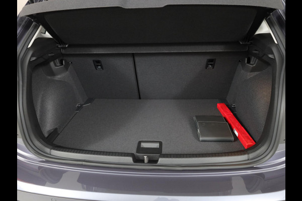 Volkswagen Polo GP Life Edition 1.0 95 pk 5 versn. Hand | 15" LM | Stoelverwarming | Camera |