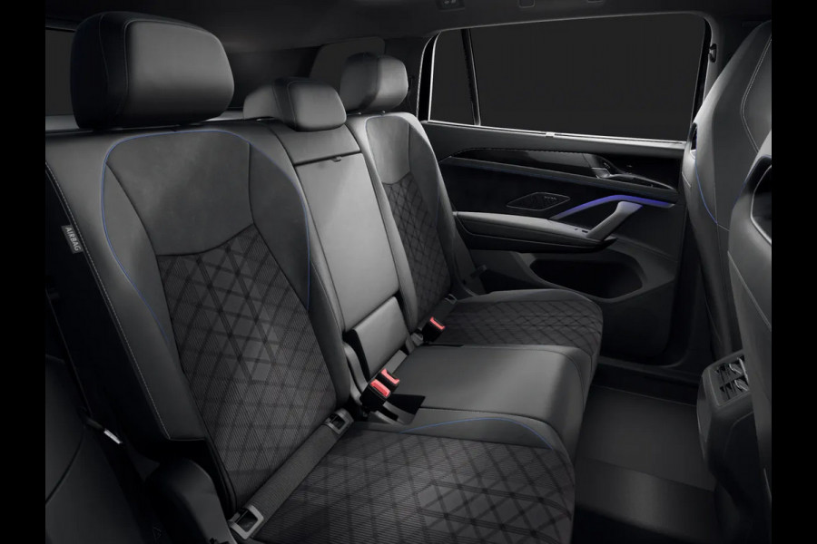 Volkswagen Tayron R-Line Edition 1.5 eHybrid 204 PK | Black Style | Trekhaak | Panoramadak |