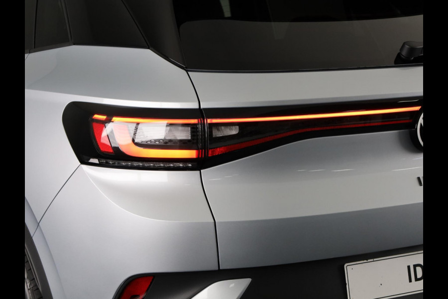 Volkswagen ID.4 Pro Limited Edition 77 kWh accu 286 PK | 19" LM | Black Edition | Stoel & Stuurverwarming |