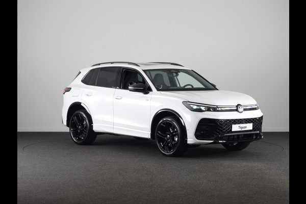 Volkswagen Tiguan R-Line Edition 1.5 eHybrid 150 kW / 204 PK SUV 6 v Panoramadak | Stoelverwarming | Trekhaak