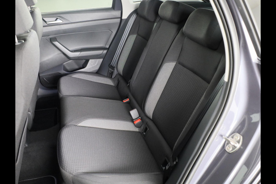 Volkswagen Taigo 1.0 TSI Life Edition 95 PK DSG | 17" LM | Climatronic | Parkeersensoren |