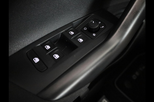 Volkswagen Taigo 1.0 TSI Life Edition 95 PK DSG | 17" LM | Climatronic | Parkeersensoren |