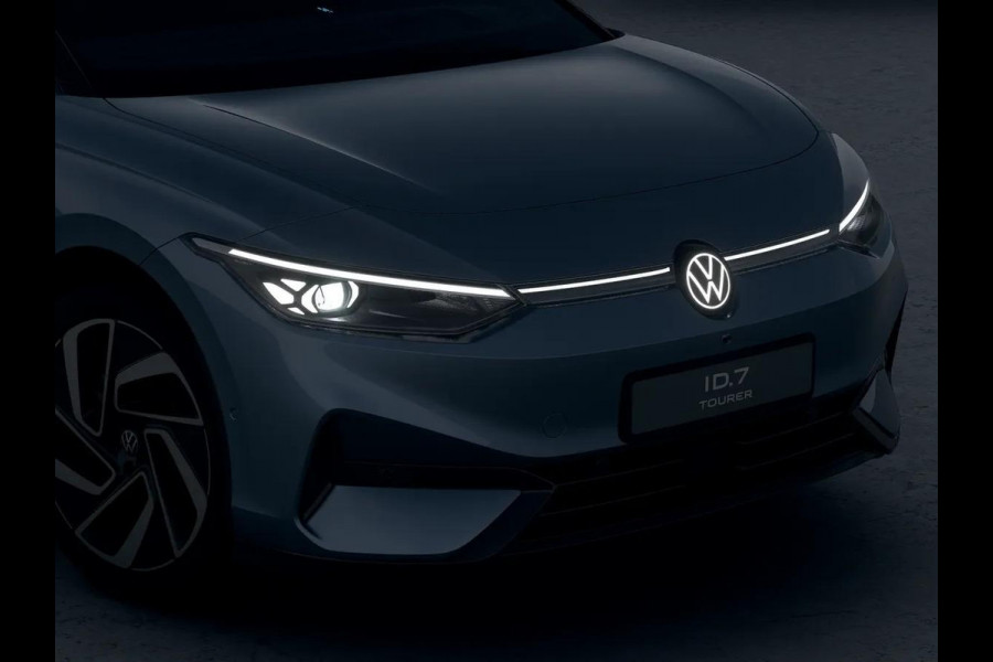 Volkswagen ID.7 Tourer Pro Limited Edition 77 kWh accu 286 PK | Velgen 20" | 360 graden camera | Stoel & Stuurverwarming |