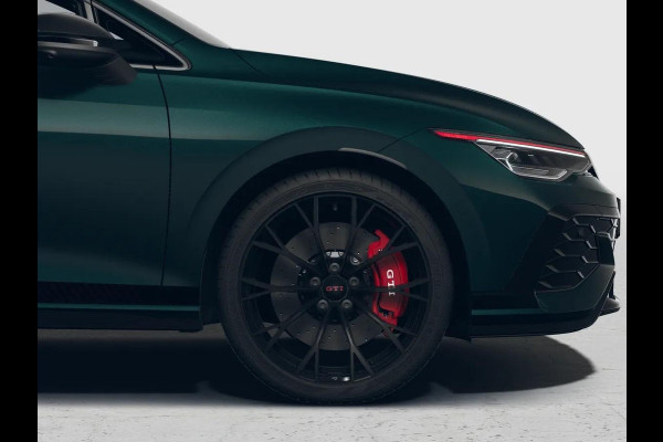 Volkswagen Golf 2.0 TSI GTI Clubsport Edition 50 325 PK | Full option | Panorama dak | Akrapovic | Harman Kardon | 19" Warmenau | Head Up Display | 360 graden camera | Verlengde garantie