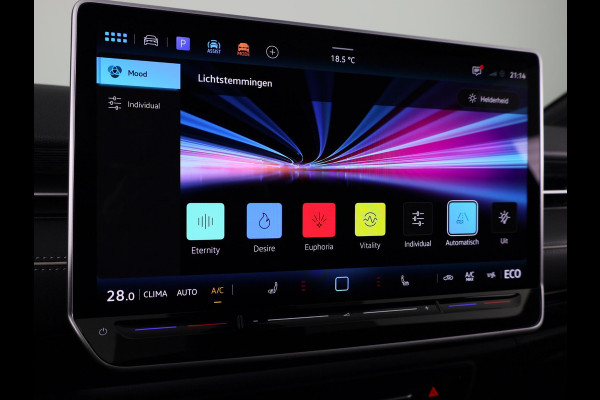 Volkswagen ID.7 Tourer Pro Limited Edition 77 kWh accu 286 PK | Velgen 19" | 360 graden camera | Stoel & Stuurverwarming |