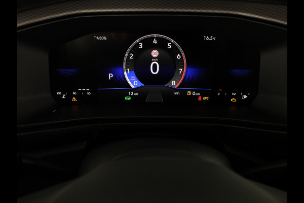 Volkswagen T-Cross Life Edition 1.0 TSI 116 PK DSG | Climatronic | Stoelverwarming | Camera |