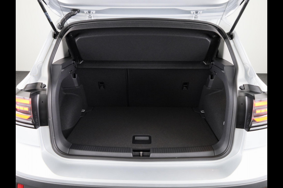 Volkswagen T-Cross Life Edition 1.0 TSI 116 PK DSG | Climatronic | Stoelverwarming | Camera |