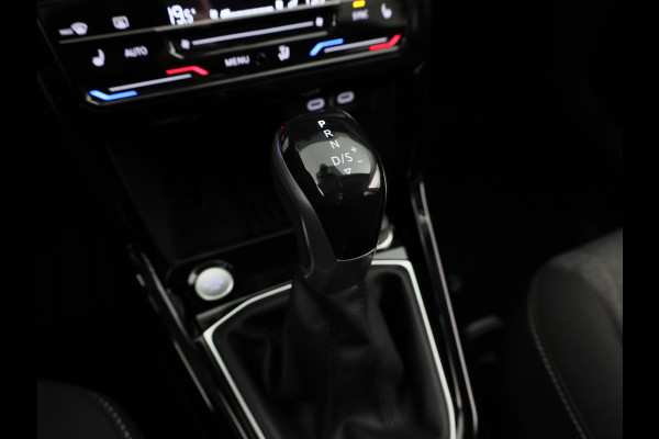 Volkswagen T-Cross Life Edition 1.0 TSI 116 PK DSG | Climatronic | Stoelverwarming | Camera |