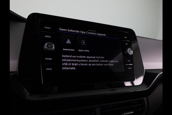 Volkswagen T-Cross Life Edition 1.0 TSI 116 PK DSG | Climatronic | Stoelverwarming | Camera |