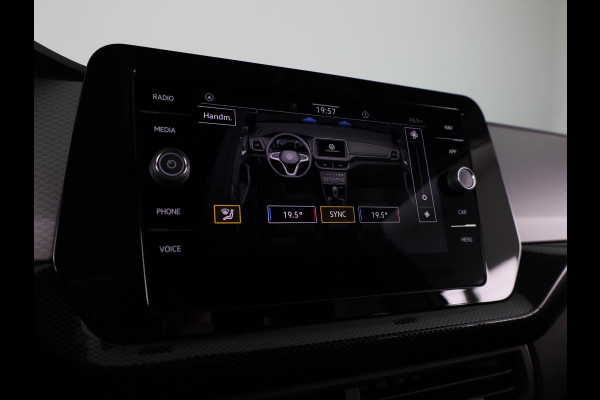 Volkswagen T-Cross Life Edition 1.0 TSI 116 PK DSG | Climatronic | Stoelverwarming | Camera |