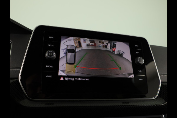 Volkswagen T-Cross R-Line Edition 1.0 TSI 116 PK DSG | 18" LM | Camera | Stoelverwarming | IQ.Light |