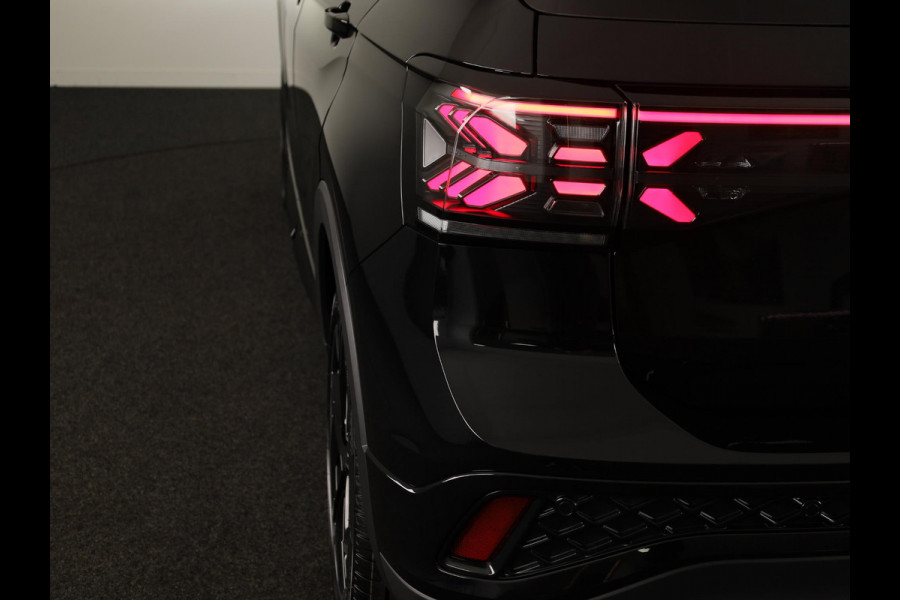 Volkswagen T-Cross R-Line Edition 1.0 TSI 116 PK DSG | 18" LM | Camera | Stoelverwarming | IQ.Light |
