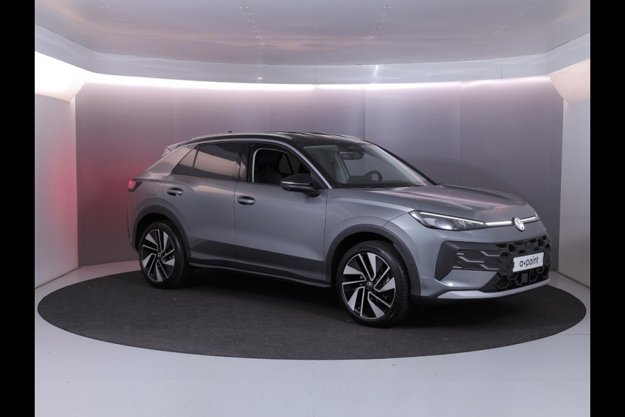 Volkswagen T-Roc Style First Edition 1.5 eTSI 85 kW / 116 PK SUV 7 | Assistance Pakket | Trekhaak | Elek. achterklep |  Velgen 'Vancouver', 19 inch lichtmetaal | Zwart dak