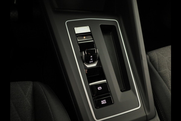 Volkswagen Golf Life Edition 1.5 eHybrid 204 PK | 17 "LM velgen | Stoel & Stuurverwarming | Camera |