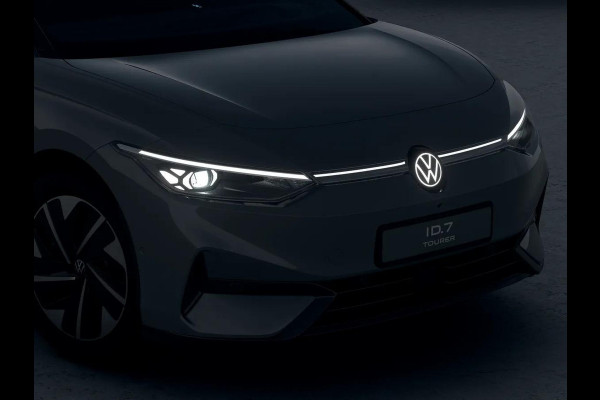 Volkswagen ID.7 Tourer Pro Limited Edition 77 kWh accu 286 PK | Velgen 19" | 360 graden camera | Stoel & Stuurverwarming |
