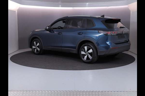 Volkswagen Tiguan Life Edition 1.5 eHybrid 204 PK DSG | 18" LM | Stoel & stuurverwarming | Trekhaak |