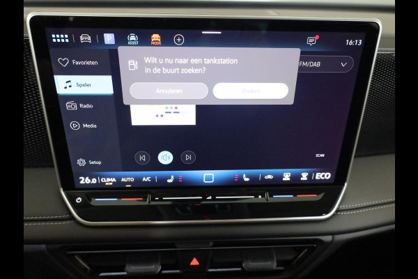 Volkswagen Tiguan Life Edition 1.5 eHybrid 204 PK DSG | 18" LM | Stoel & stuurverwarming | Trekhaak |