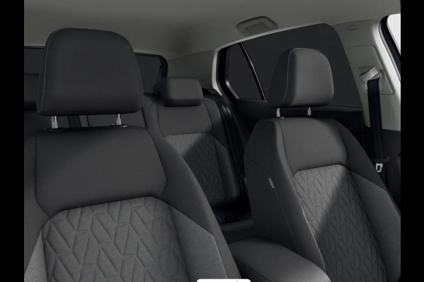 Volkswagen Golf Life Edition 1.5 eHybrid 204 PK | 18 "LM velgen | Stoel & Stuurverwarming | Camera |