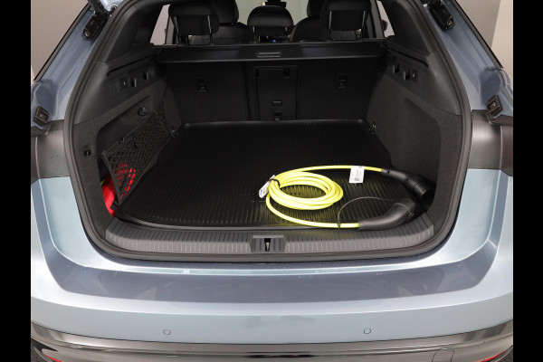 Volkswagen ID.7 Tourer Pro Limited Edition 77 kWh accu 286 PK | Velgen 19" | 360 graden camera | Stoel & Stuurverwarming |