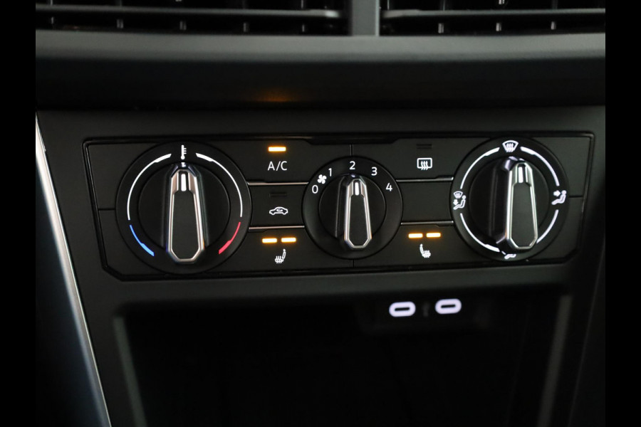 Volkswagen Polo GP Life Edition 1.0 95 pk 5 versn. Hand | 15" LM | Stoelverwarming | Camera |