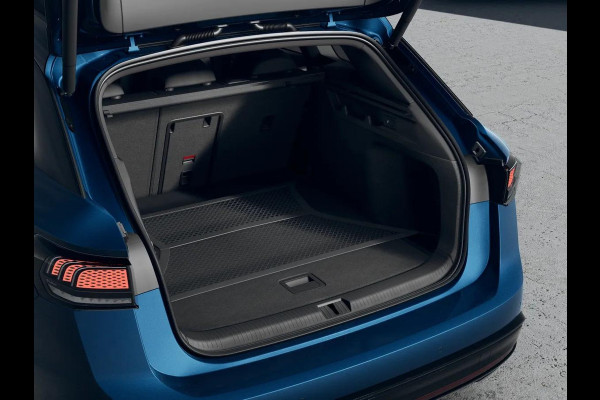 Volkswagen ID.7 Tourer Pro Limited Edition 77 kWh accu 286 PK | Velgen 20" | Trekhaak| Exterieur Pakket Plus |