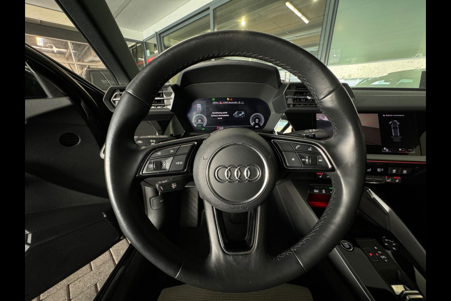 Audi A3 Sportback 40 TFSI e S Line Pano|Keyles|Sfeer|Camera|CarPlay