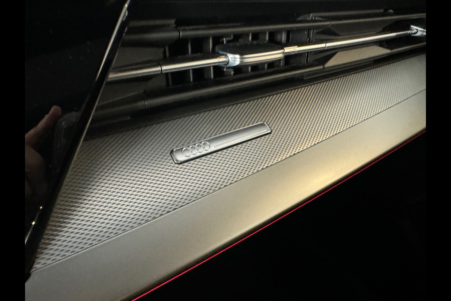 Audi A3 Sportback 40 TFSI e S Line Pano|Keyles|Sfeer|Camera|CarPlay