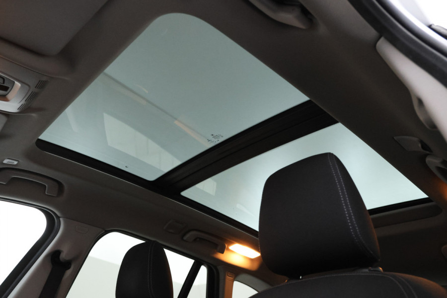 BMW X1 sDrive18d High Executive Automaat, Panorama dak, Navigatie