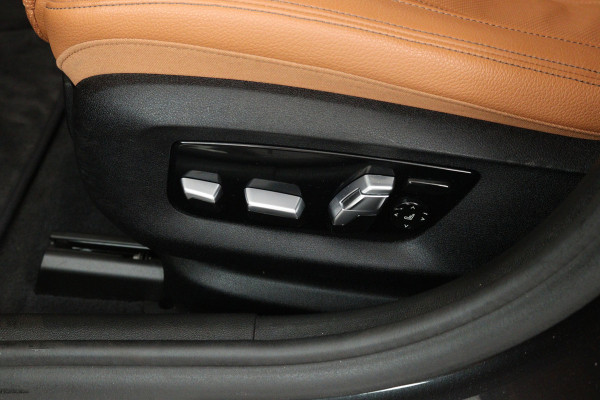 BMW 5 Serie 530i High Executive (PANORAMADAK, SFEERVERLICHTING, STOELVERWARMING/VENTILATIE, ELEKTR STOELEN)