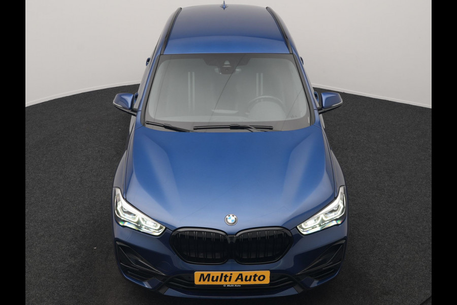 BMW X1 xDrive25e Sportline PHEV 221pk Dealer O.H. | Trekhaak Afn. | Camera | Adaptive LED | Hifi Sound | Sportstoelen Verwarmd | Sfeerverlichting | Apple Carplay | Navigatie | DAB | Cruise Control | Plug In Hybrid |