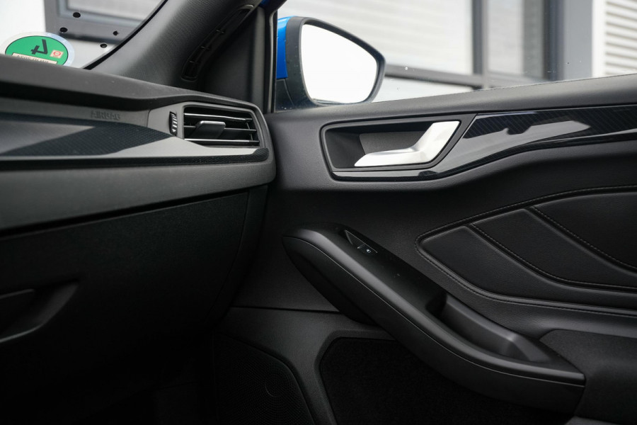 Ford FOCUS Wagon 1.0 EcoBoost Hybrid ST Line