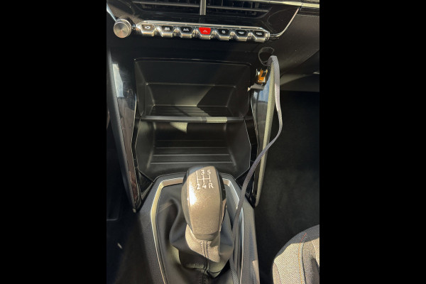 Peugeot 208 1.2 PureTech Active Pack - 45.000 KM - Apple CarPlay / Navigatie I Airco I LED I PDC I Dealer onderhouden