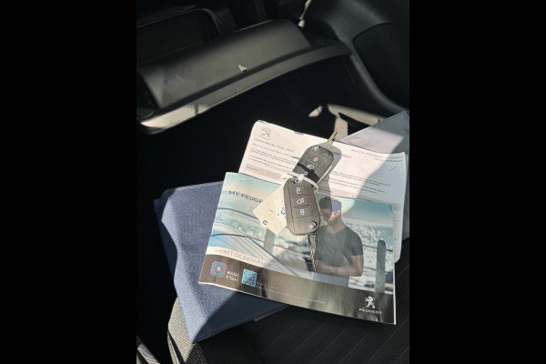 Peugeot 208 1.2 PureTech Active Pack - 45.000 KM - Apple CarPlay / Navigatie I Airco I LED I PDC I Dealer onderhouden