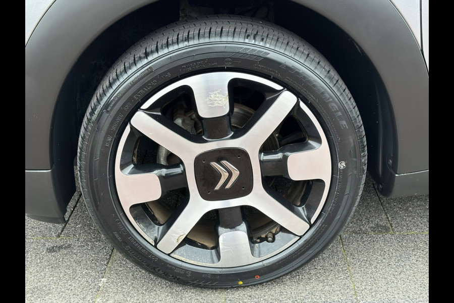 Citroën C4 Cactus 1.2 PureTech Shine Aut Navi Camera Carplay Pano