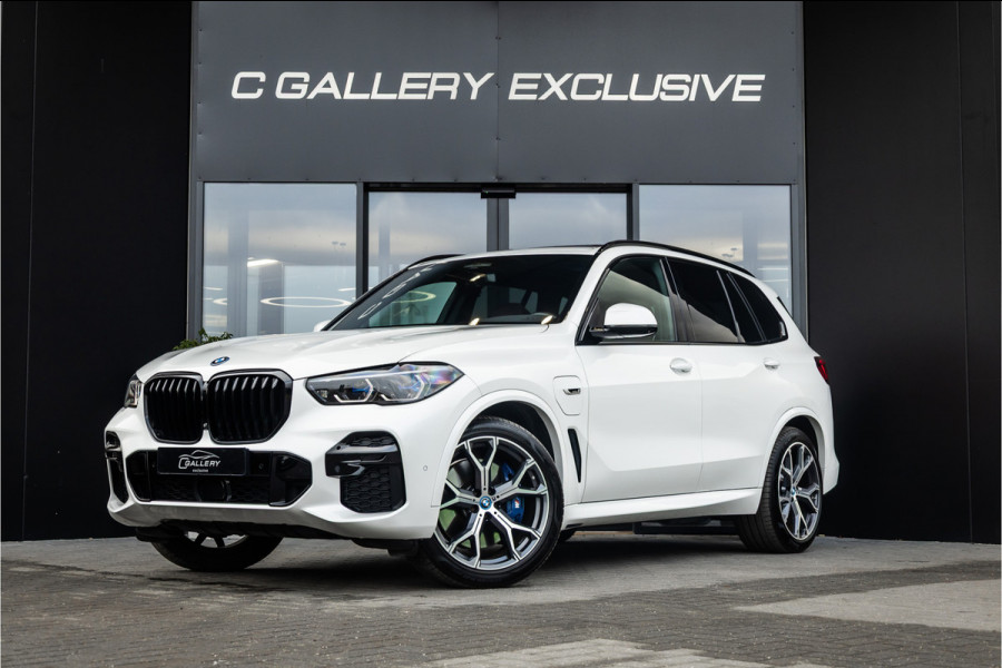 BMW X5 xDrive45e High Executive - M Sport | Swarovski | Elek. Trekhaak | 360 Camera | Memory