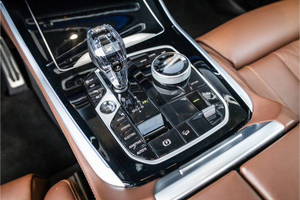 BMW X5 xDrive45e High Executive - M Sport | Swarovski | Elek. Trekhaak | 360 Camera | Memory