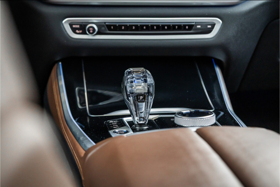 BMW X5 xDrive45e High Executive - M Sport | Swarovski | Elek. Trekhaak | 360 Camera | Memory
