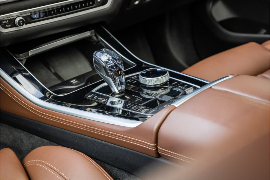 BMW X5 xDrive45e High Executive - M Sport | Swarovski | Elek. Trekhaak | 360 Camera | Memory