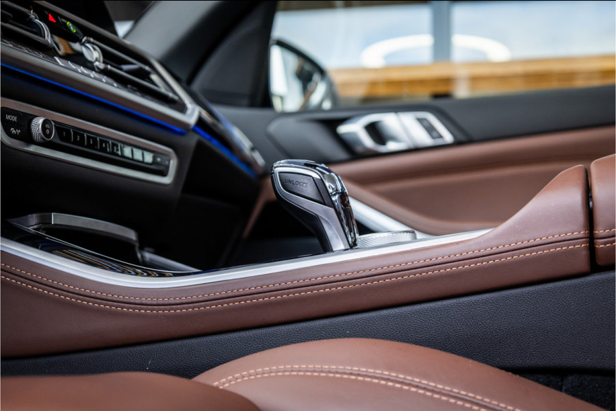 BMW X5 xDrive45e High Executive - M Sport | Swarovski | Elek. Trekhaak | 360 Camera | Memory