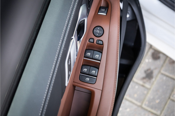 BMW X5 xDrive45e High Executive - M Sport | Swarovski | Elek. Trekhaak | 360 Camera | Memory