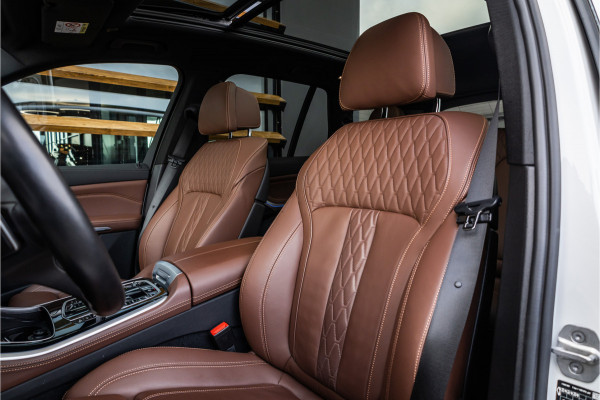 BMW X5 xDrive45e High Executive - M Sport | Swarovski | Elek. Trekhaak | 360 Camera | Memory