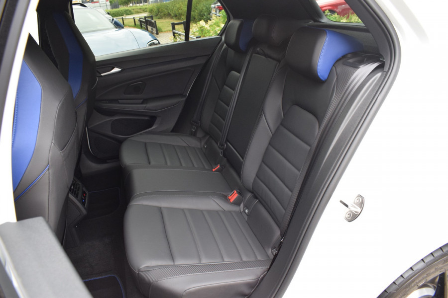 Volkswagen Golf R Performance 2.0 TSI 333pk 4-Motion | Origineel NL | Akrapovič