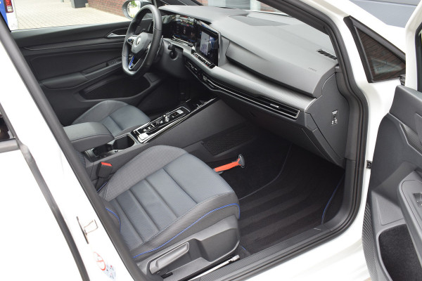 Volkswagen Golf R Performance 2.0 TSI 333pk 4-Motion | Origineel NL | Akrapovič