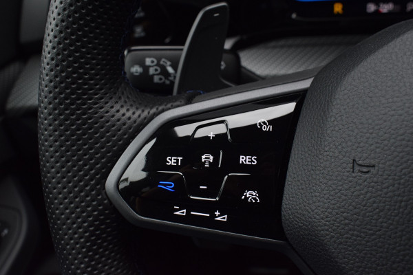Volkswagen Golf R Performance 2.0 TSI 333pk 4-Motion | Origineel NL | Akrapovič