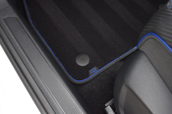 Volkswagen Golf R Performance 2.0 TSI 333pk 4-Motion | Origineel NL | Akrapovič