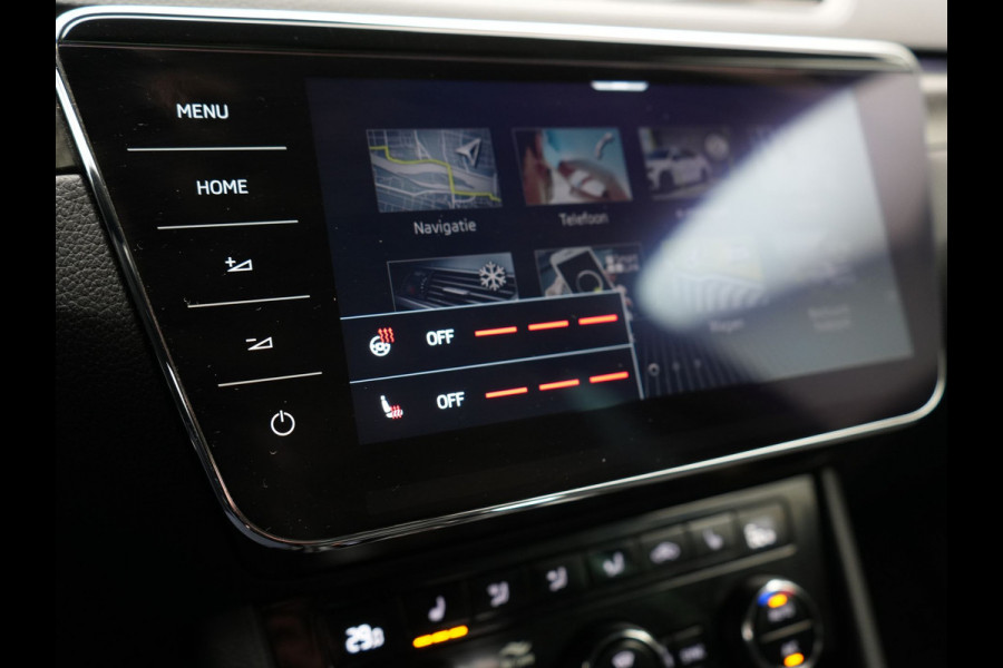 Škoda Superb Combi 1.4 TSI iV Sportline Business PHEV 218pk Dealer O.H | Trekhaak af Fabriek | Adaptive Cruise | 360 Camera | Alcantara Sportstoelen Memory & Verwarmd | 19"L.M | Keyless | Crystal LED | Plug In Hybrid |
