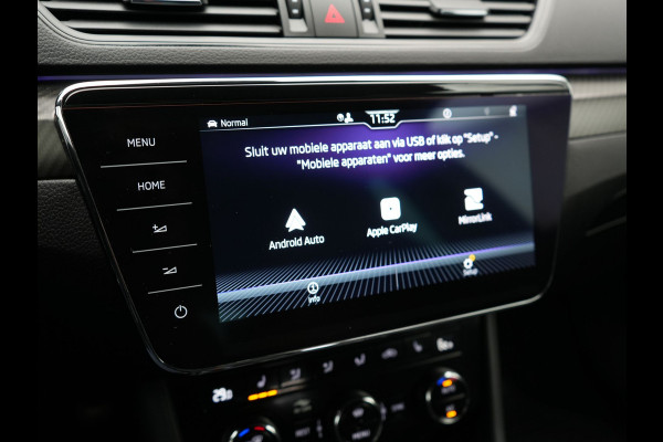 Škoda Superb Combi 1.4 TSI iV Sportline Business PHEV 218pk Dealer O.H | Trekhaak af Fabriek | Adaptive Cruise | 360 Camera | Alcantara Sportstoelen Memory & Verwarmd | 19"L.M | Keyless | Crystal LED | Plug In Hybrid |